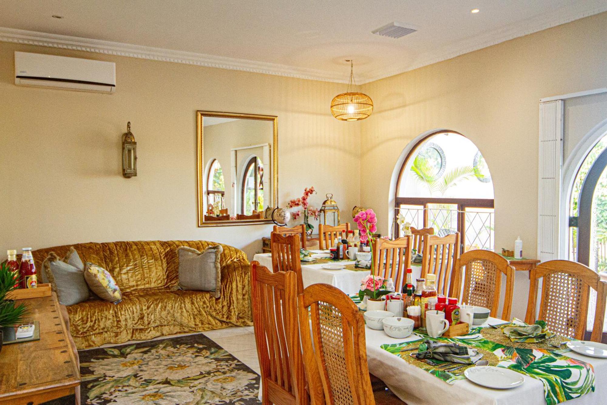 La Loggia Bed And Breakfast Durban Bagian luar foto