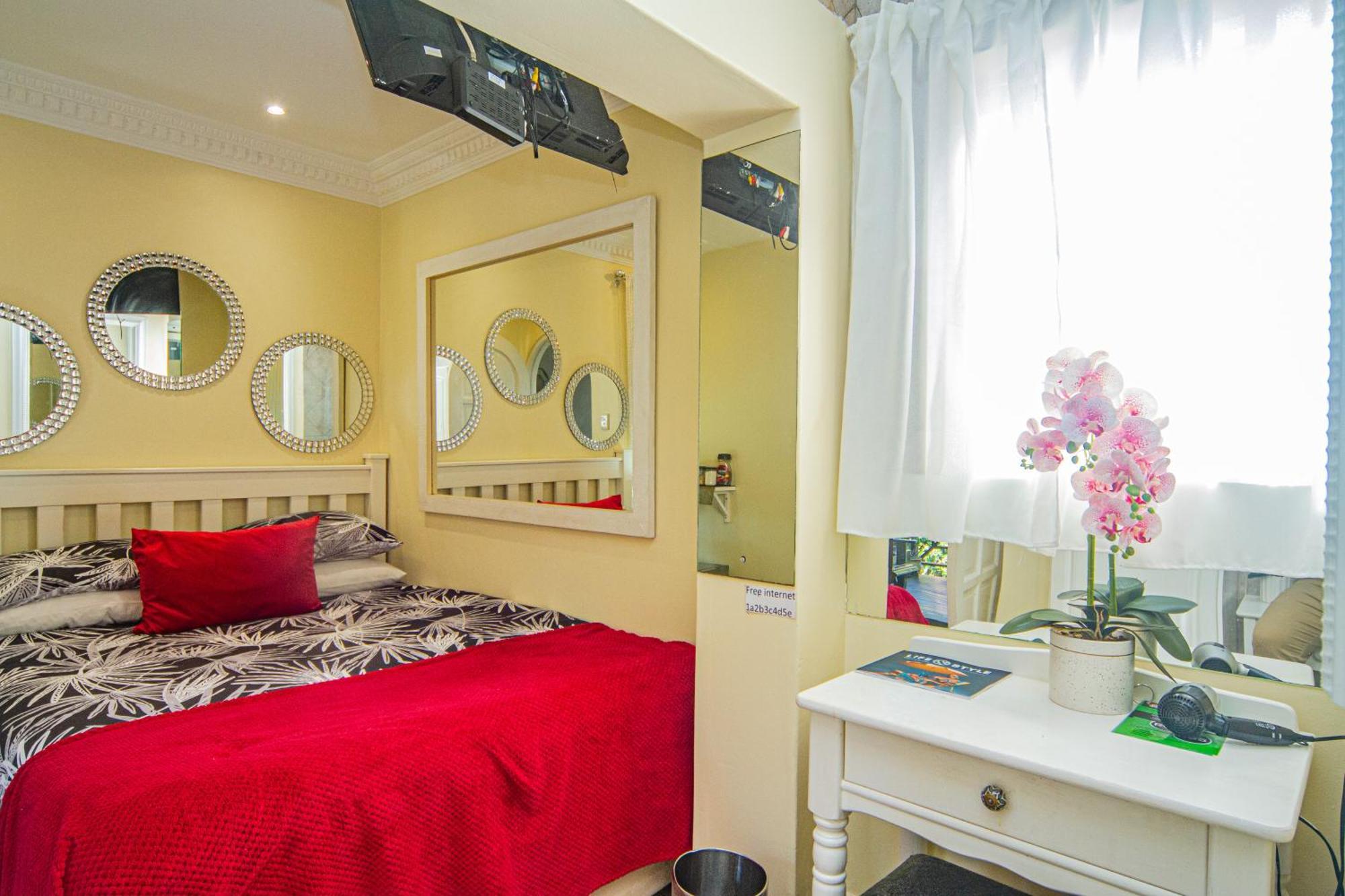 La Loggia Bed And Breakfast Durban Bagian luar foto