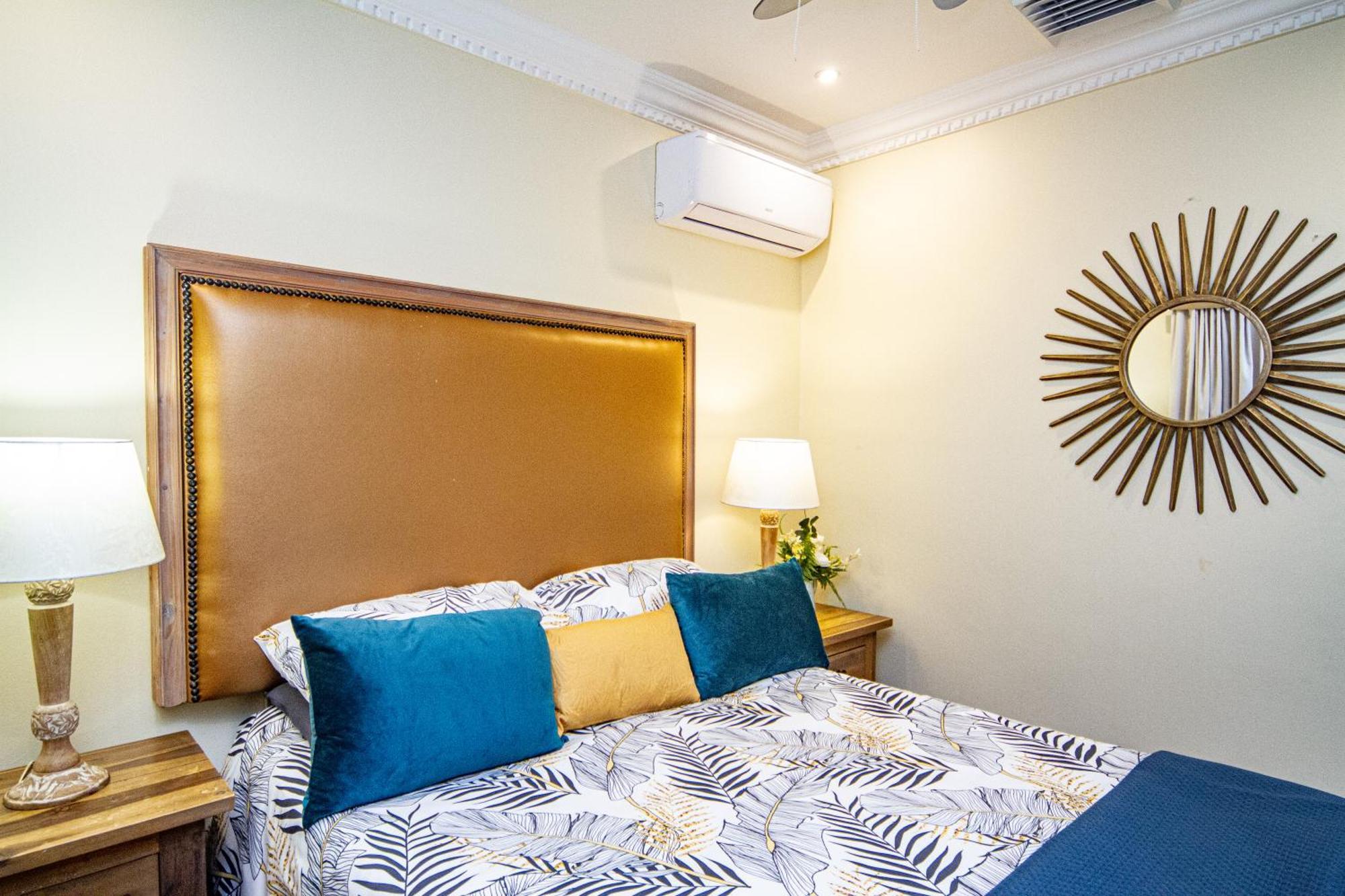 La Loggia Bed And Breakfast Durban Bagian luar foto